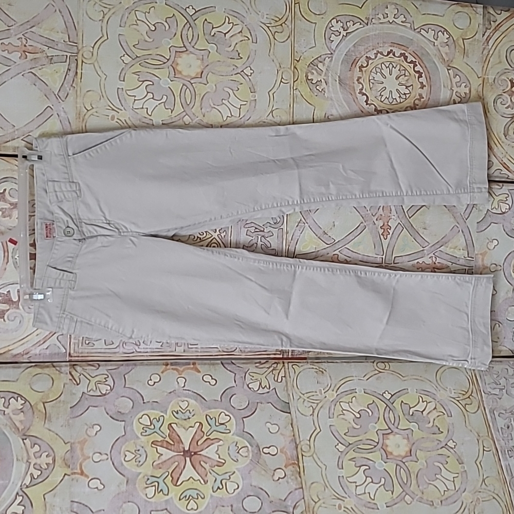 Mossimo khaki pants size 7